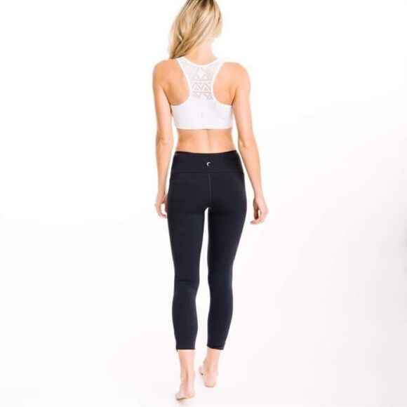 Zyia Navy Strap Deluxe Hi-Rise Leggings Size 8-10 24” Active Athletic Pants - Picture 2 of 12